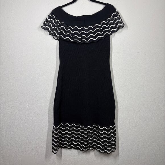 Lela Rose Size Medium Wave Lace Off The Shoulder Sweater Dress Black Wool - Picture 3 of 8